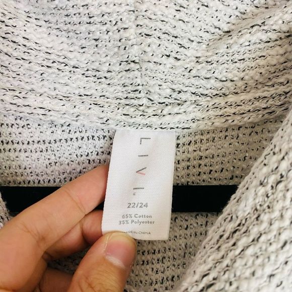 LIVI Cowl-Neck Textured Top, Drawstring bottom, Pockets, stretch, size 22-24 - Picture 15 of 15